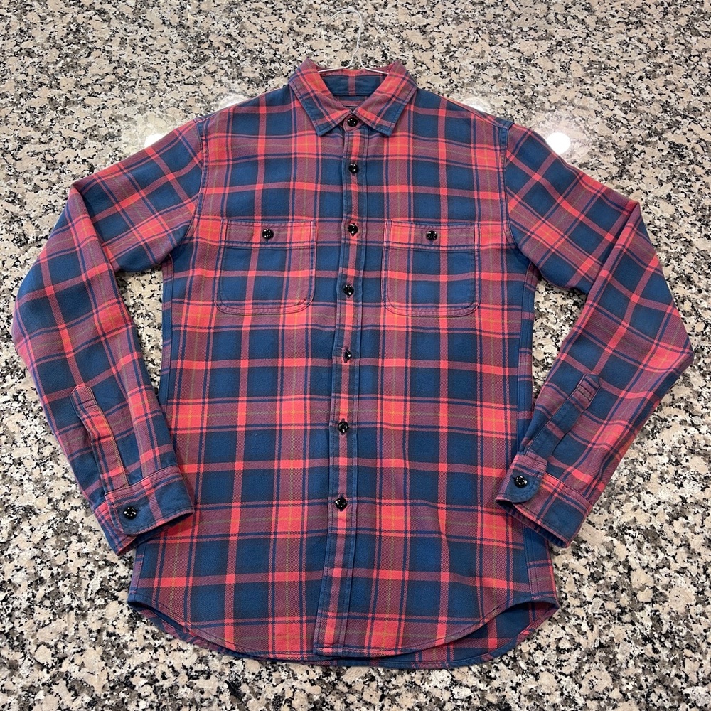 J. CREW Men’s Plaid Button Down Shirt - Size Small - Good Condition!
